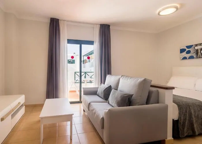 Apart-hotel Ilunion Costa Sal Lanzarote 4*